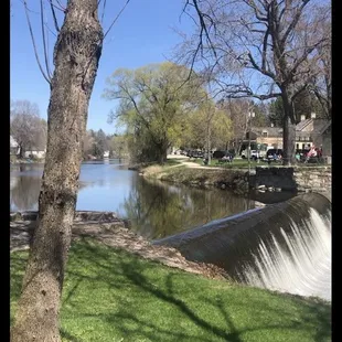 Another great view of dam/waterfall