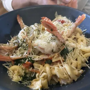 Iron pasta with shrimp