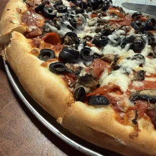Pizza - pep black olive