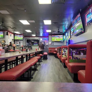 Anyas has a new look.