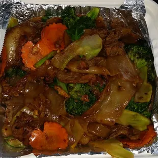 Beef Pad Se Ew. It was yummy.