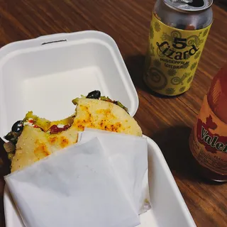 Veggie Arepa (One salsa)