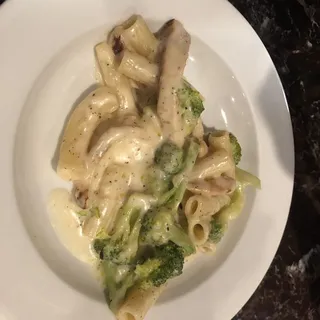 Chicken & Broccoli Pasta