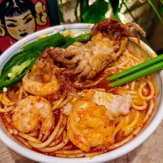 Indonesian Spicy Seafood Noodle Soup