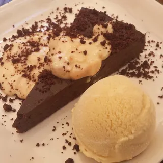 bittersweet chocolate torta