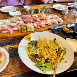 Tuna, black snapper, and red snapper with cold pork pasta
