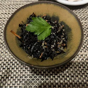 Hijiki salad