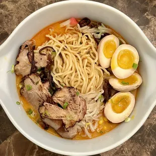 Spicy Tonkotsu Ramen!!