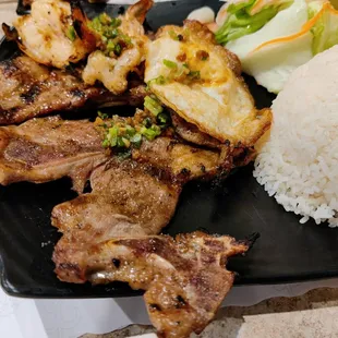Thin pork chop with shrimp