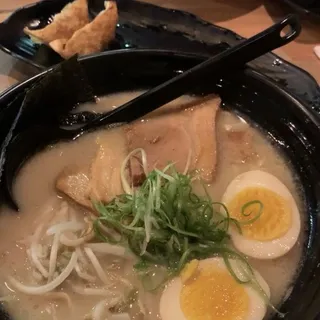 Gyoza (8pcs)