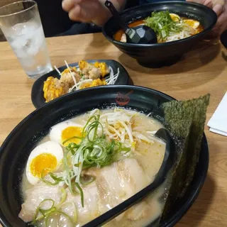 Tonkotsu Classic Ramen