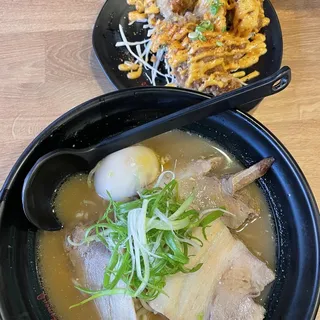 Rich Garlic Ramen