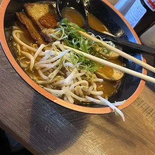 Aoyama Spicy Ramen
