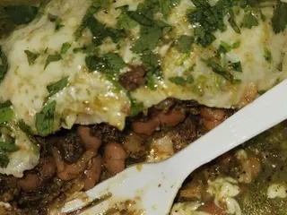 Tacos Y Mariscos El Pariente