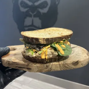 Ape Tuna Crunch Sandi