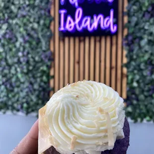 Taro Cupcake