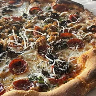 Mia Mushroom Pizza