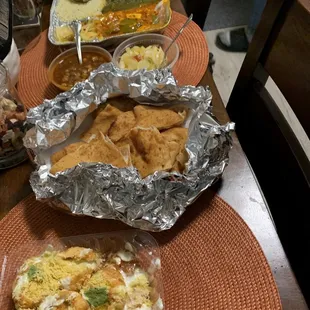 lunch plate, dahi poori, and chole bhature