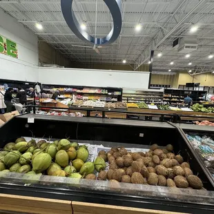 the produce section of a grocery store