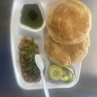 Chole pooori
