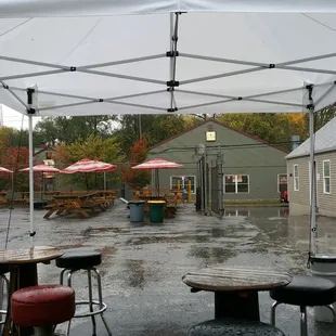 It's lonely in the rain.......but fallout dust is still awesome.