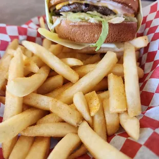 Cheeseburger &amp; fry combo