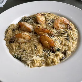 Paella mushroom-seafood