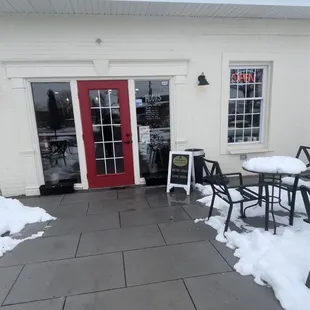 Love the red door and patio for warmer days