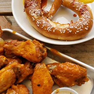 10 pepper Buffalo wings and a big ole pretzel