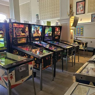 Bill Lewis of Vero Beach, Florida, visiting the Appalachian Pinball Museum in Hendersonville, North Carolina