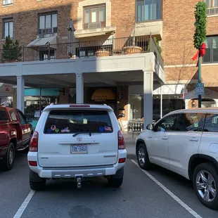 Entrance and parking spots