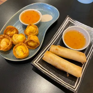 Crab Rangoon (6 pieces) Spring Roll (4 pieces)