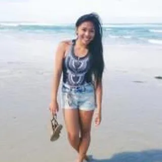 Niki B.