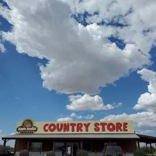 The entrance with a big sky