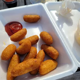 Hushpuppies