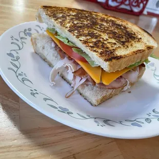 a sandwich on a plate