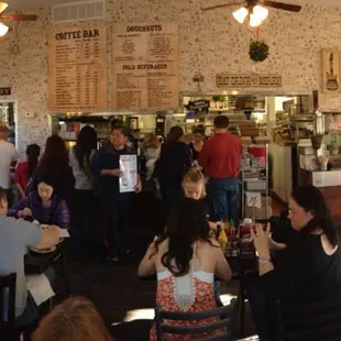 Wonderful breakfast and lunch cafe in San Mateo.  Near Fish Market.