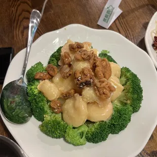 Honey Walnut Prawns