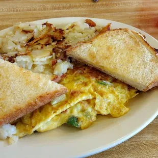 Denver omelette with roasted potatoes