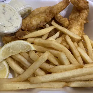 Fish and Chips, wasn't bad but wasn't great either..