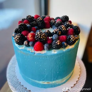 Custom made cakes for your special occasions!