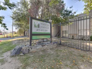 Mason Manor Apartments