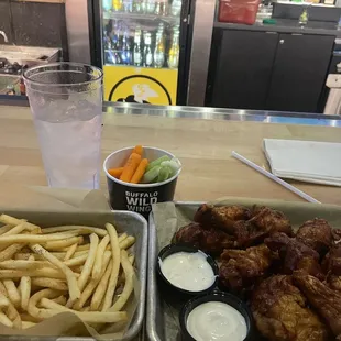 chicken, poultry, bbq wings, bbq chicken, food, chicken wings, chicken wings and fried chicken, fried chicken, fried chicken wings