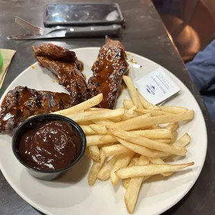 Applebee&apos;s Riblets Plate