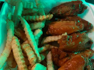 Jades Sports Bar & Grill