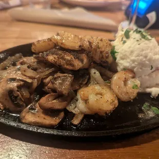 Shrimp and chicken bourbon