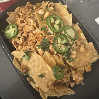 Neighborhood Nachos Chipotle Lime Chicken