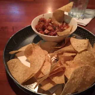 Chips & Salsa