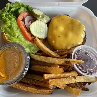 Slammer Burger &amp; Cheese Fries