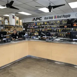 Appliance &amp; Air Conditioner Parts Counter